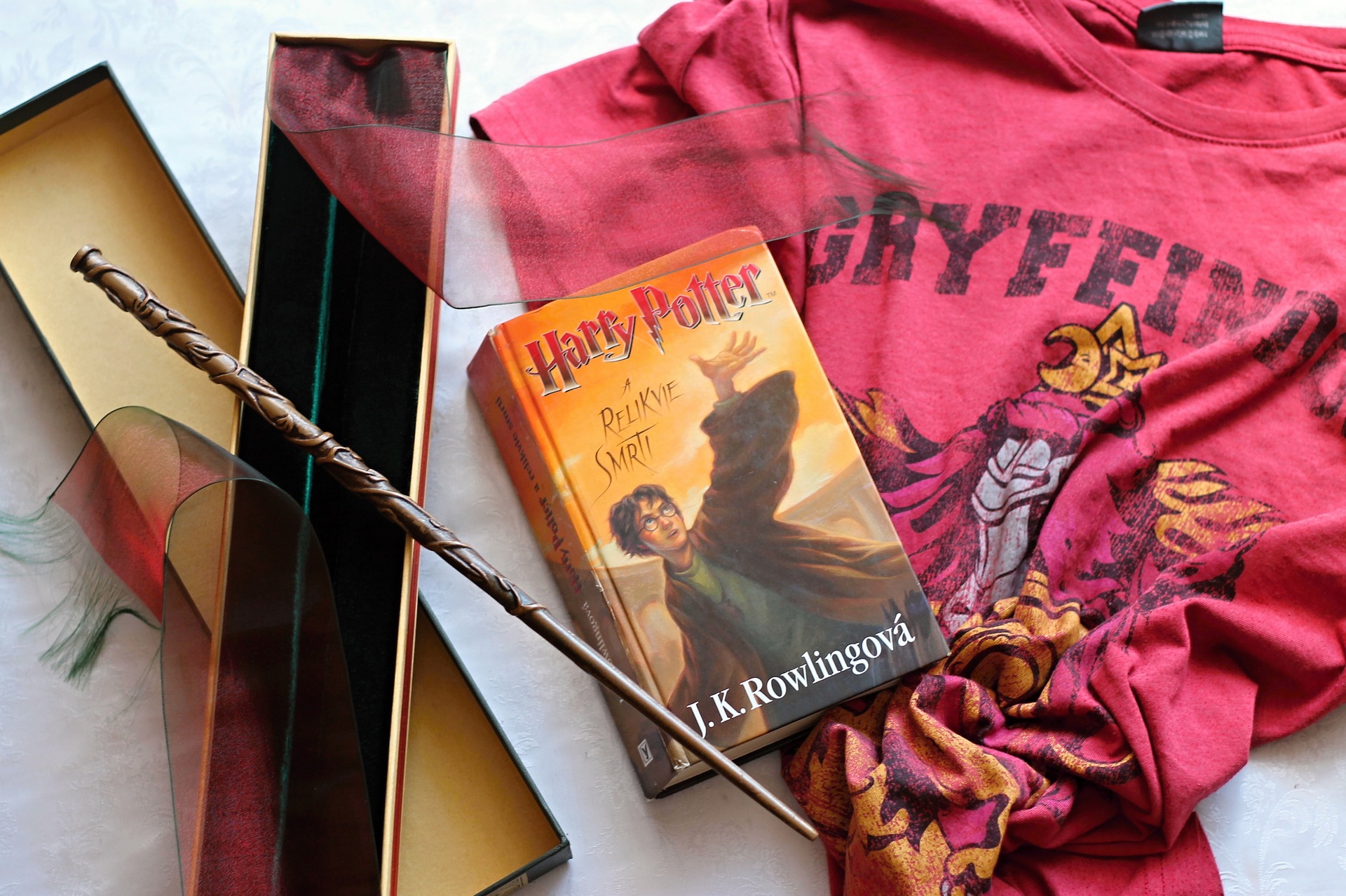Storia e Magia - Harry Potter - Cappello Parlante Interattivo